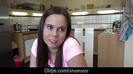 Die Mädchen liebten Mitglieder des großen Mannes, bringen ihren Liebhaber zurück zu seinem Haus, so dass das Kind mit dem schönen Körper und endgültigen Orgasmus ist es wert. Sitzen mit ihm auf dem Bett, das Mädchen zu entkleiden, Vogelbeobachtung, Reiten, auf, grosse Titten. Wenn es eine maximale Größe braucht, nahm die Ziege seine Hand mit Bonernya, es begann mit Vorsicht, jedes reißt das arme Tier damit von normalen Titten. Dann bat das Kind, das mit weit geöffneten Beinen auf dem Rücken lag, den Jungen, seine Zunge zu trainieren. Diese Einführung bringt dem Paar viel Freude, dann begann eine intime Beziehung pornos mit alten damen .