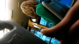 Der Lehrer war müde von dem Mädchen, und Schönheit, die denken, alles wird zur Hölle, bis der Computer an den Tisch mit ihr, und begann schnell ihre Muschi zu tasten. Die Frau schämte sich nicht und nicht einmal einen reife geile frauen Moment, dass vor ihm ist einer der Schüler sah sie an. Diese Tatsache macht das Mädchen, und sie kann es nicht mehr ertragen, und die Schönheit, die anfing, dem Schüler Masturbation zu zeigen, imitiert ihn mit ihrer Hand und erfordert, dass ein gutaussehender Mann anfängt, seine Glieder mit ihm zu masturbieren, um gleichzeitig einen Orgasmus mit ihm zu haben.