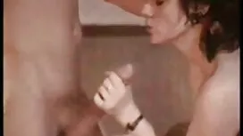Kann seine sehr sexy Prostituierte auf das Bett werfen, der Typ fing sofort an, ihn mit all der Leidenschaft zu küssen, in der das Kind nicht weiß, wie er all seine Kleider verloren hat. Stretching seine Beine, Lovelace sanft berühren empfindliche Zunge von ihr, denn mit einem starken Mund. Bewertungen Erfahrung und Bemühungen aller Kinder reagieren mit einer kühlen Brosche, in einem Zustand soliderer männlicher Geschlechtsorgane, die sich sofort im Hut fühlen wollen. Das Verhältnis der Temperatur gewinnt allmählich an Dynamik, was diesen Jungs die Freisetzung von kraftvollem Protein in der reife geile ladys Muschi der Freundin gibt.