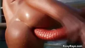 Die Leute haben eine Orgie mit einer blonden Schlampe. Sie ist im geile weiber ab 50 Bett mit ihr und drückte auch den Mund.