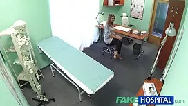 Ein schönes Mädchen, und dünn und schlank, Ich habe beschlossen, das Publikum mit Auftritten von Solo-Sex zu gefallen. Zuerst ließ sie die weiße Farbe mit einem ungewöhnlichen Aussehen und der gleichen Farbe wie die Shorts los, und als es nichts zu befreien gab, masturbierte sie in ihrer Hand und fing an, Spaß damit zu haben. Er steckt in der Muschi und dann auch im Durchgangsloch fest, und nach zehn Minuten gelang es ihm, den lang ersehnten Orgasmus zu bekommen, von dem er lange Zeit nicht zu seiner Wahl zurückkehren konnte. Aber als er es schaffte, alle seine Gedanken zu einem Haufen zu sammeln, geilereife frauen stieg seine Stimmung sofort an die Grenze, und für den Rest des Tages ging er mit einem Lächeln auf seinem Gesicht .