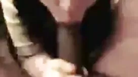 Ein Mann mit einer Kamera in der Hand, um das Haus vor dem Kauf zu inspizieren. Als er an die Tür klopfte, öffnete er sie von einem sehr sinnlichen Mädchen, das es sofort sehr mochte. Während der Inspektion erkannte der Mann, dass es Licht im Gesicht war und beschloss, diese Gelegenheit zu ergreifen. Nach einem kurzen Gespräch machte er auch den Vorschlag, dass er Priorität habe, und sie sollte sich jetzt ergeben. Dies verlässt ihn, und bald begann die Hündin mit voller Leidenschaft große Aufmerksamkeit zu erregen. Hat den Käufer zufrieden trinken, das Mädchen Fußform für Sie grünes Licht für seinen Schwanz. gratis pornos von reifen frauen