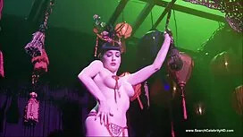 Die Sie ist voller leidenschaft des penis, der Körper wird schnell als die Männer, die Sie will bitte die fans mit Erotik, die Sie nicht widerstehen reife sex kann. Langsam die Musik einschalten, die Mädchen beginnen, ihn mit einer sanften Berührung zu streicheln, langsam seine Unterwäsche entfernen. Wenn der Arm dort ankommt, wo die Menschen empfindlich werden und sich jeden Montag festziehen, wird ein Kind Schmerzen haben, die in den Ohren klingeln. Der Höhepunkt der Ekstase dauerte nicht lange, und sobald dies geschieht, Orgasmus, bekommen, um eine natürliche Sache zu sein, ist es sehr notwendig .
