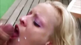 Watch porno online geile reife titten eine Blondine stöhnt über große näher, oder Download auf Ihrem Handy kostenlos in großer Qualität.