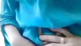 Watch porno online, brach ein pornofilme mit älteren damen Mann sexy junge Frauen mit frühen Brust in cast oder laden Sie es auf Ihr Handy kostenlos in großer Qualität.